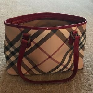 Burberry tote AUTHENTIC!
